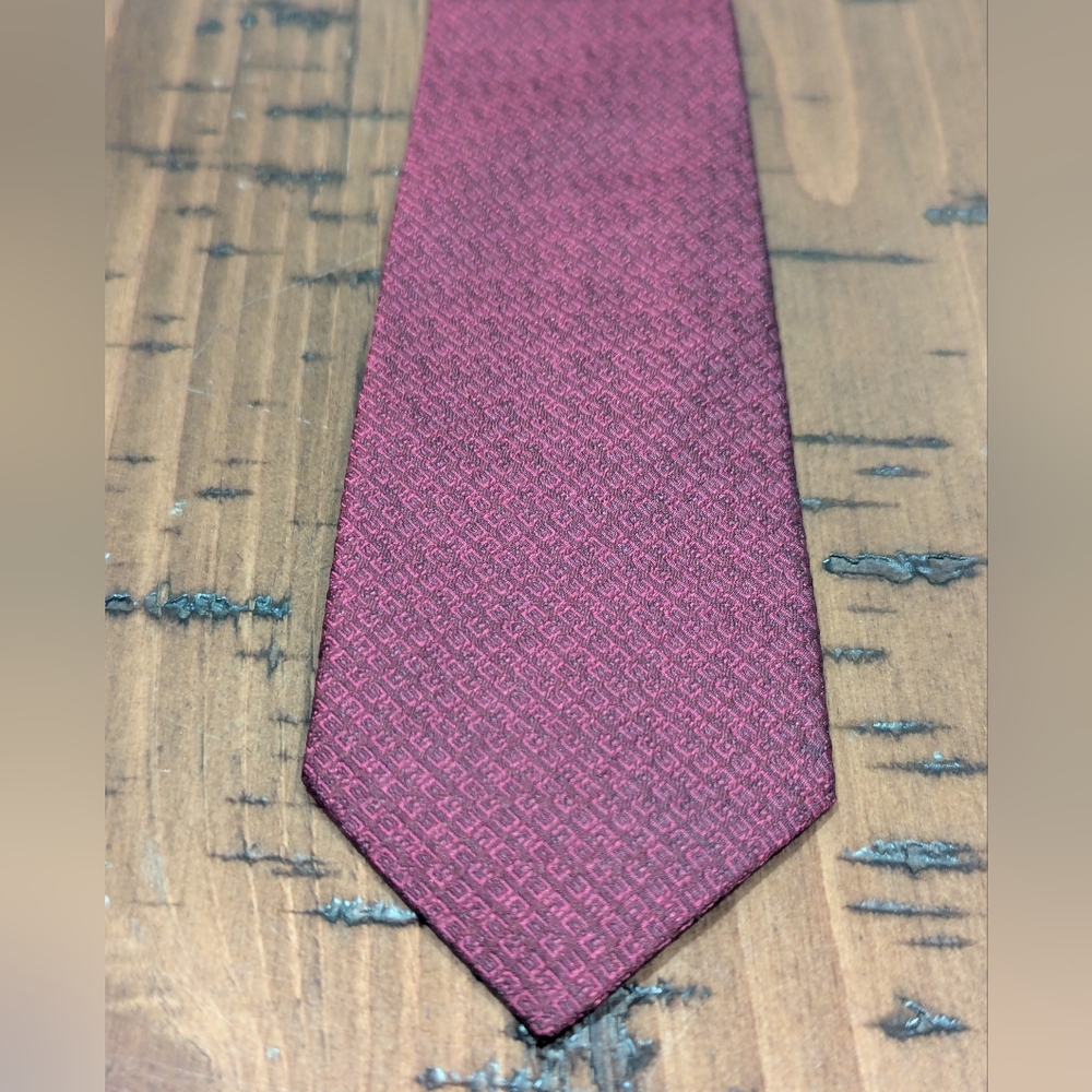 John Varvatos 100% silk slim tie